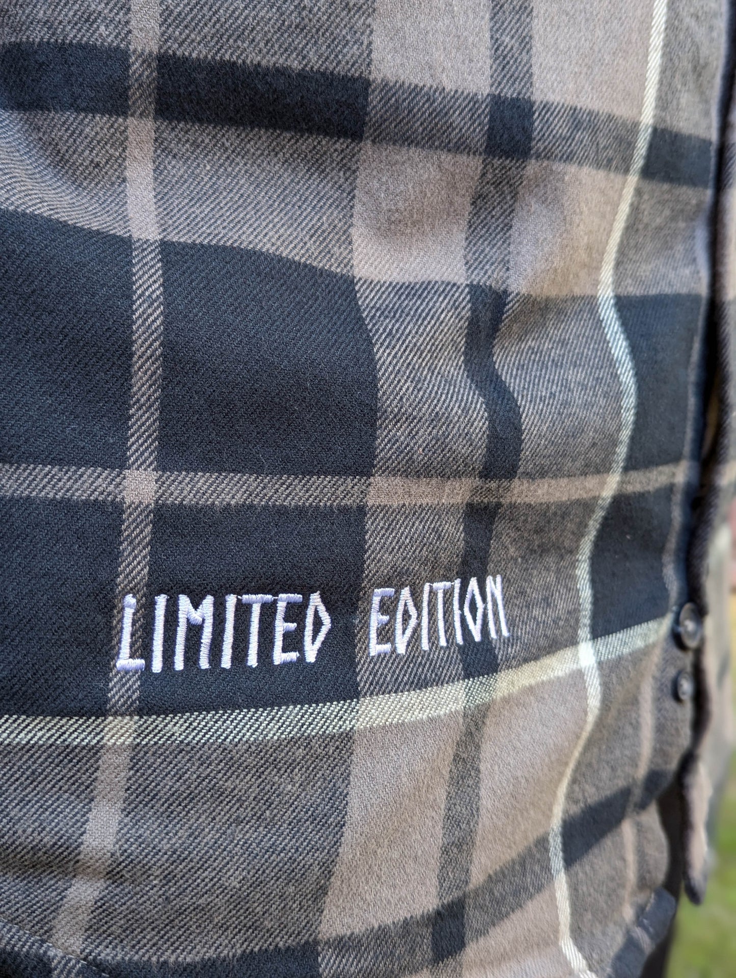 Surchemise à carreaux ÉDITION BERSERKER  - BNT